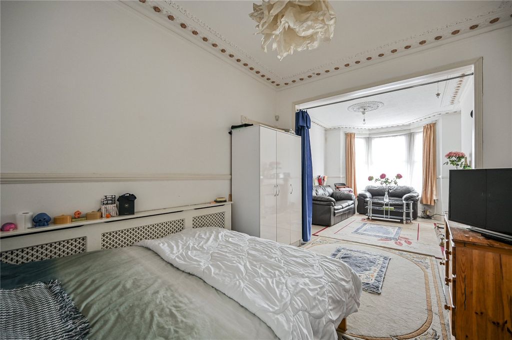 Property photo 2 of 16 Picture No. 01