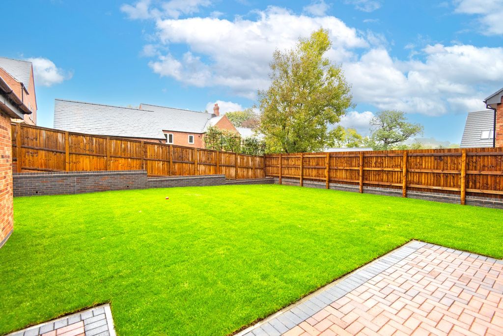 Property photo 3 of 23