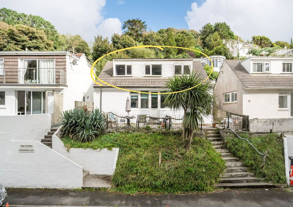 Property photo 1 of 10 Apartment Outline