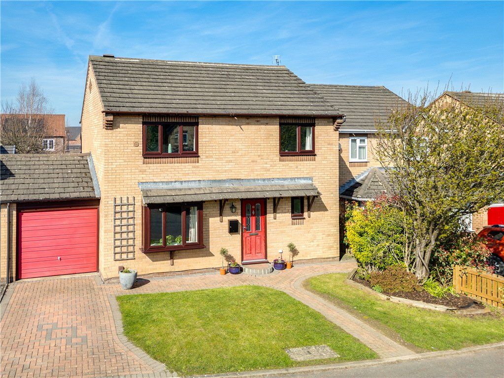 Property photo 2 of 17 Front