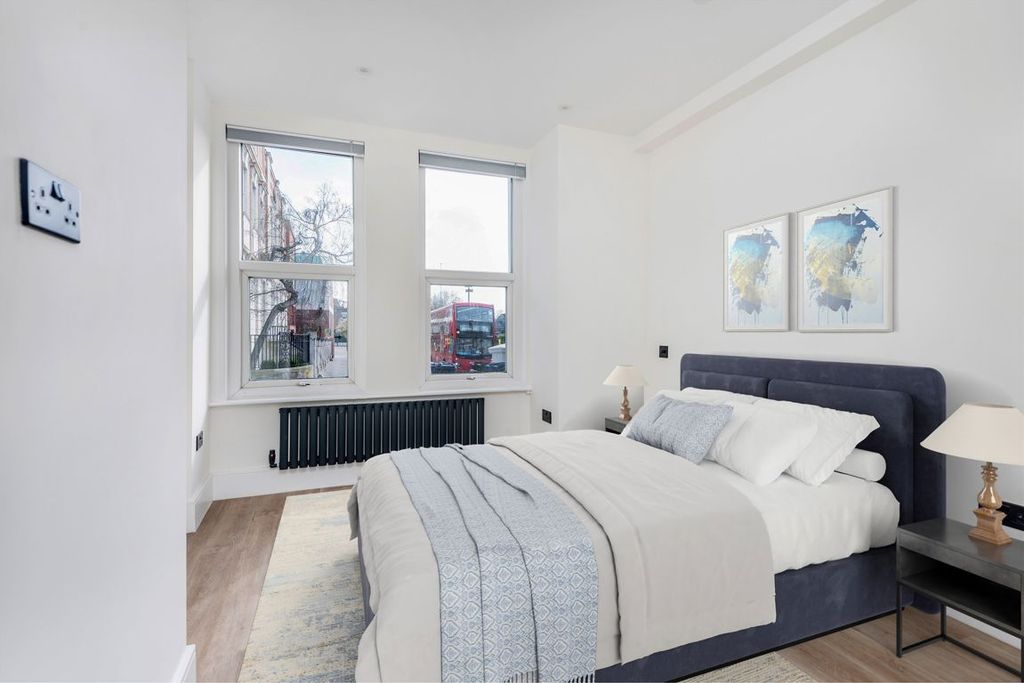 Property photo 3 of 4