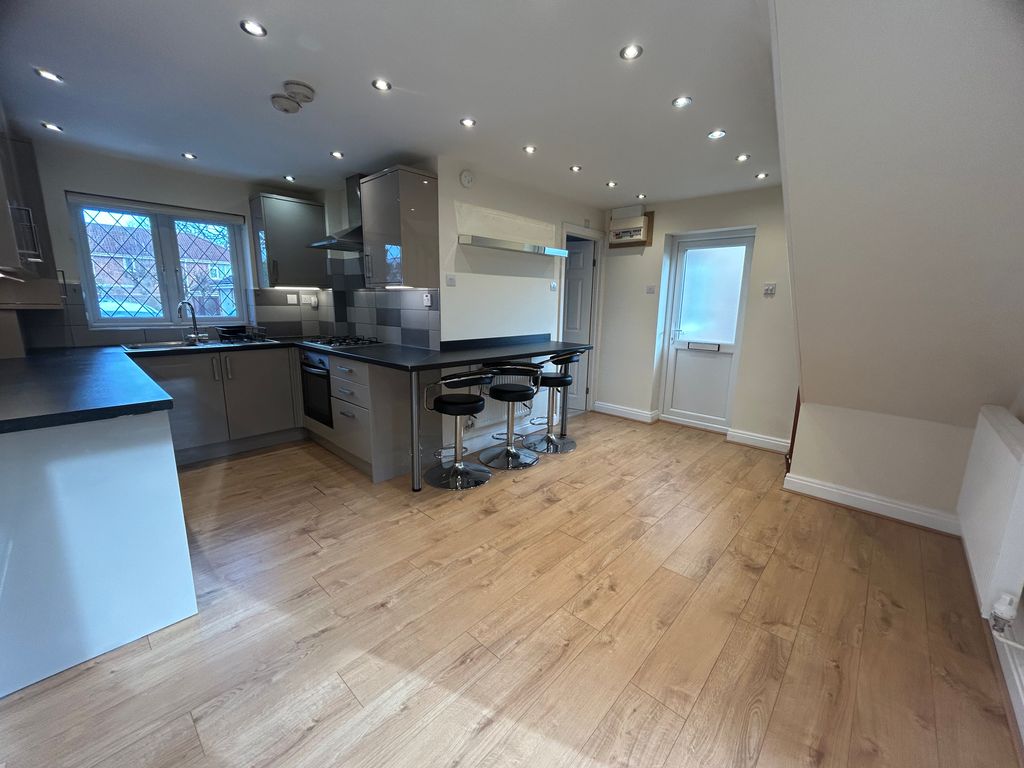 Property photo 1 of 9 Img_2599
