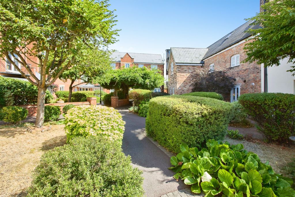 Property photo 1 of 1