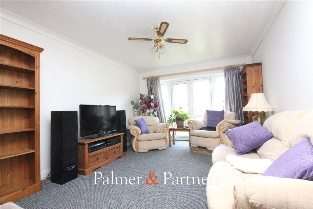 Property photo 2 of 14 Picture No. 16