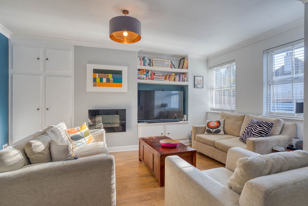 Property photo 2 of 14 Lounge/Diner