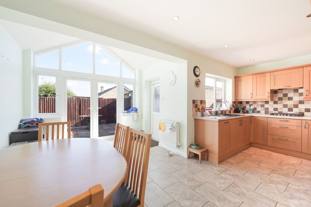 Property photo 3 of 17 Picture No. 06
