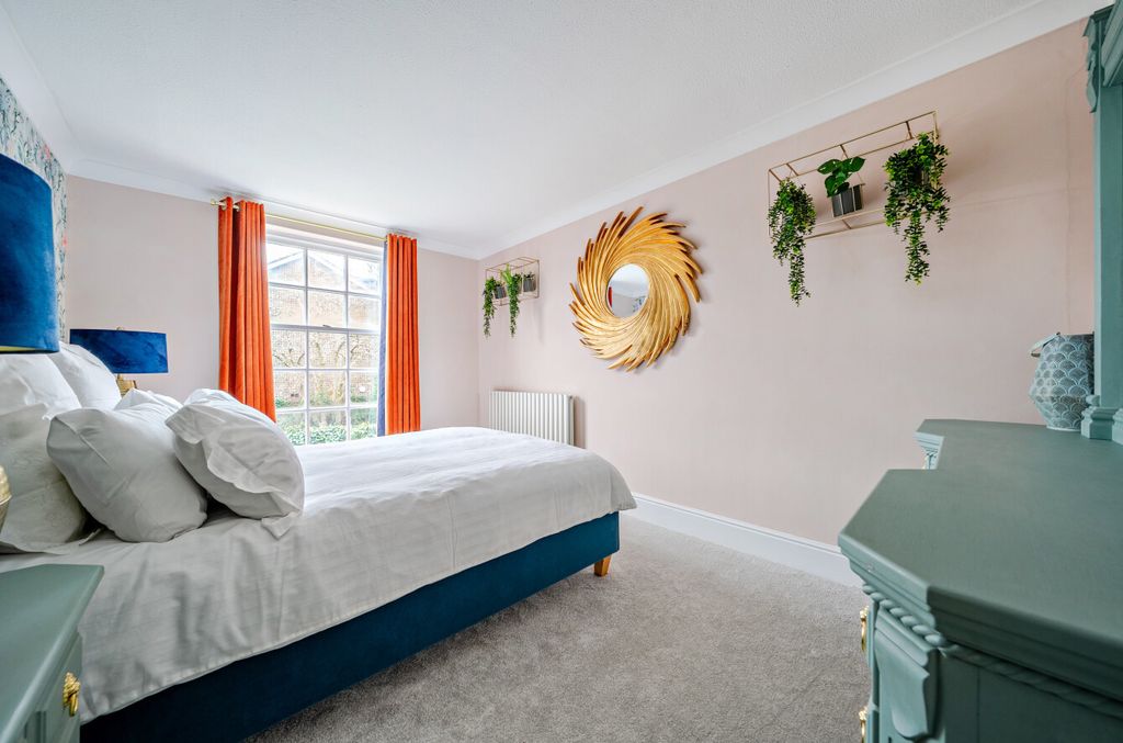 Additional image 14 of 4 bed flat for saleLower Quay, Fareham, Hampshire PO16