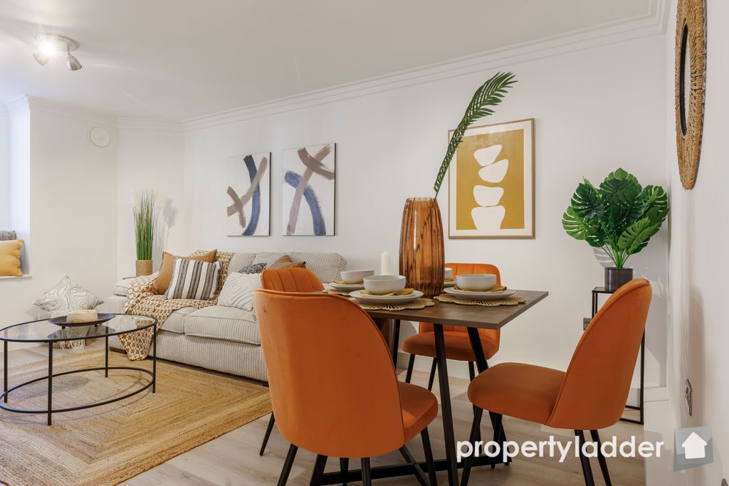 Property photo 1 of 16 Pl-7