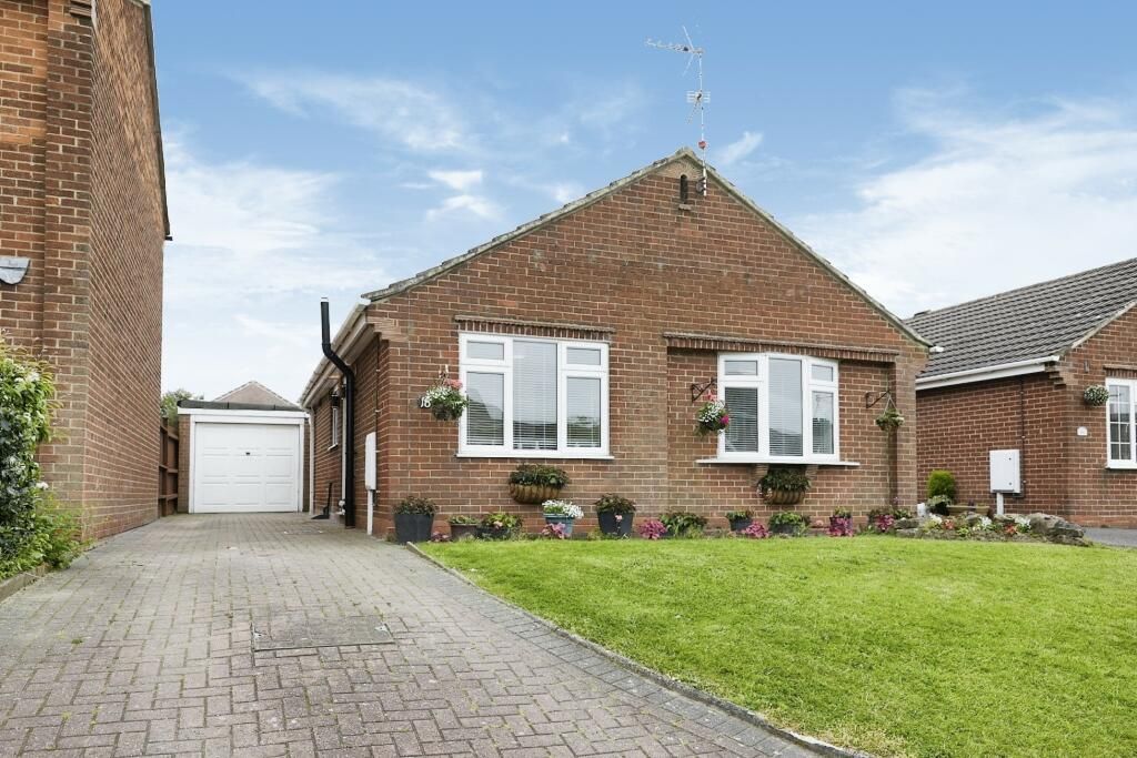 Property photo 1 of 12 Front