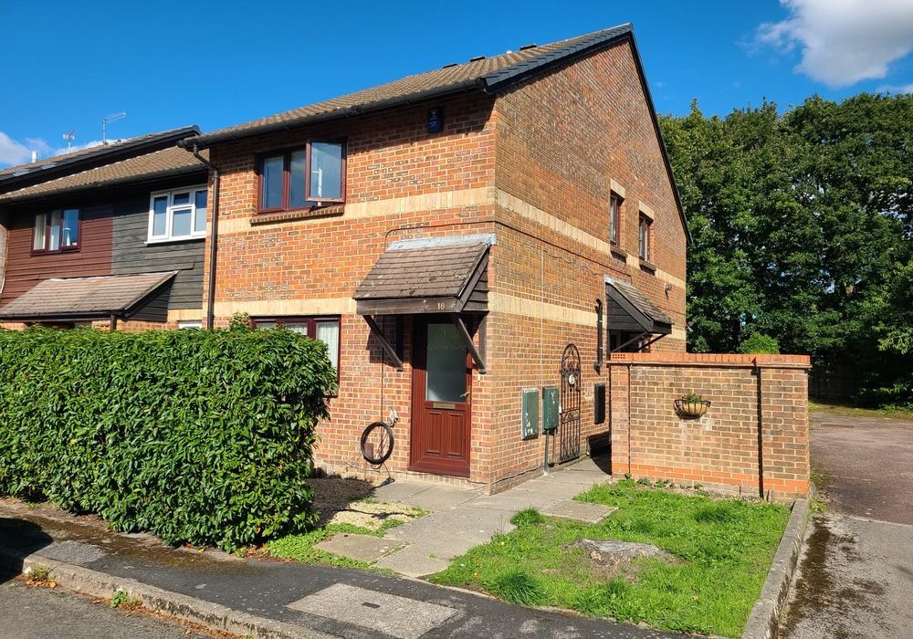 Property photo 1 of 17