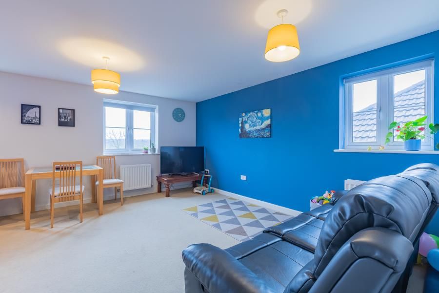 Property photo 2 of 9