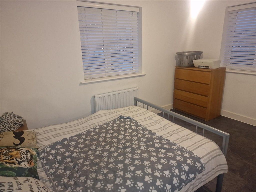 Property photo 2 of 5 Bedroom 2