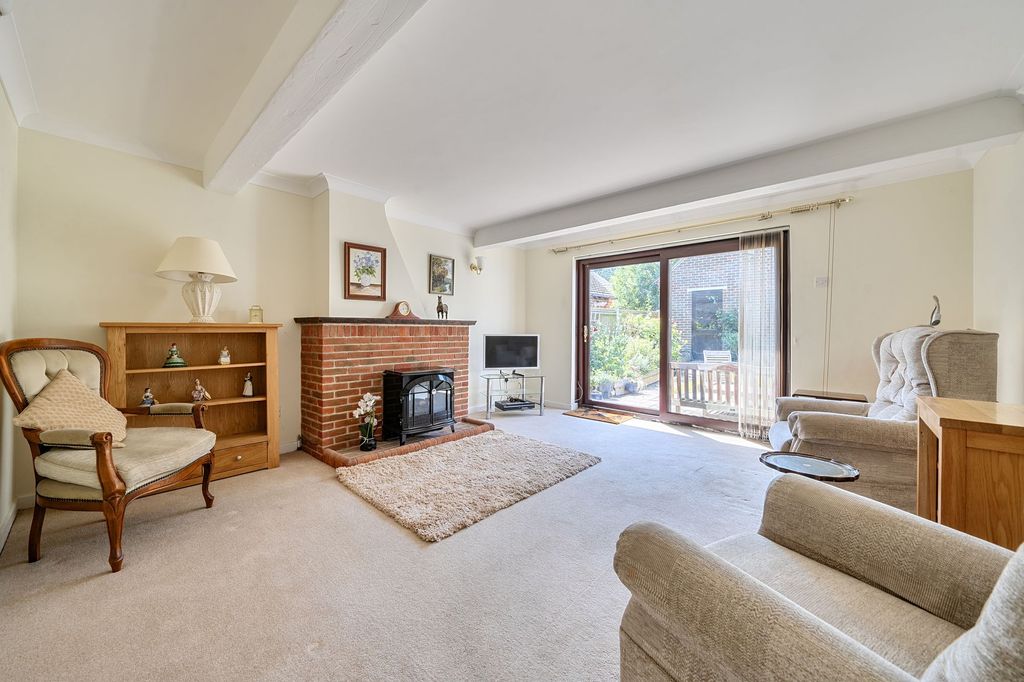 Property photo 3 of 18