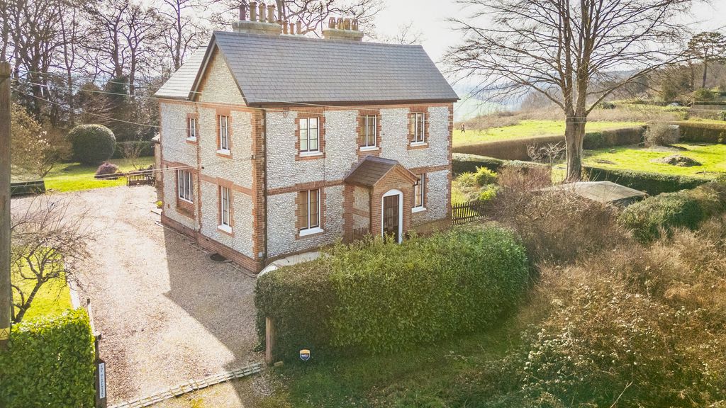 Property photo 3 of 16 Dji_20260305134906_0109_D