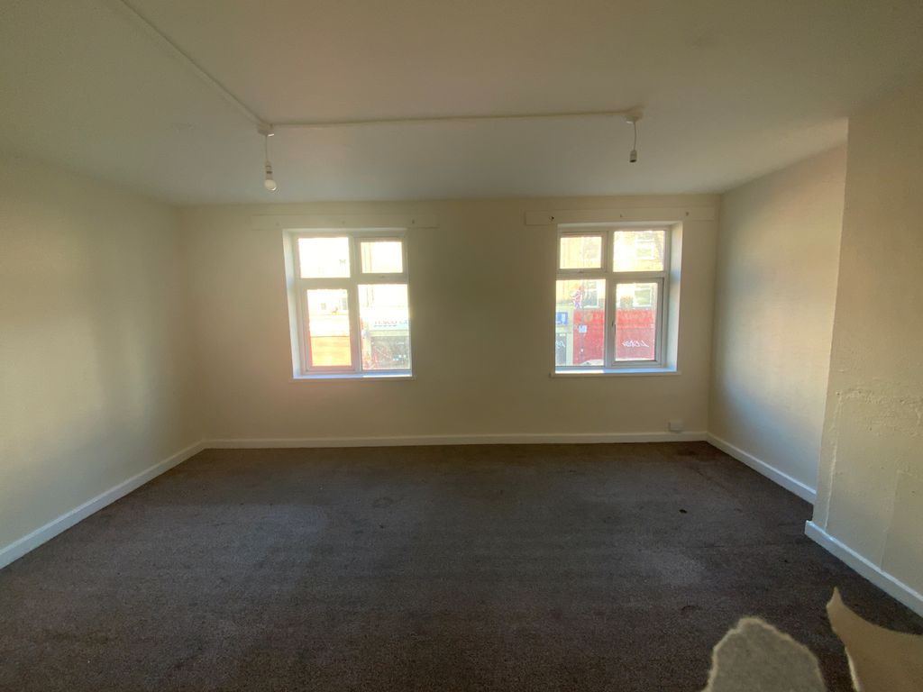 Property photo 3 of 9 Img_3981.Jpg