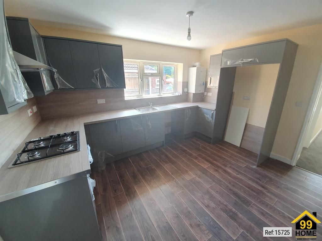 Property photo 3 of 11 Photo 2