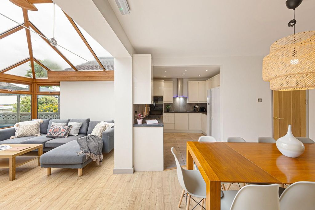 Property photo 3 of 18 3.Jpg