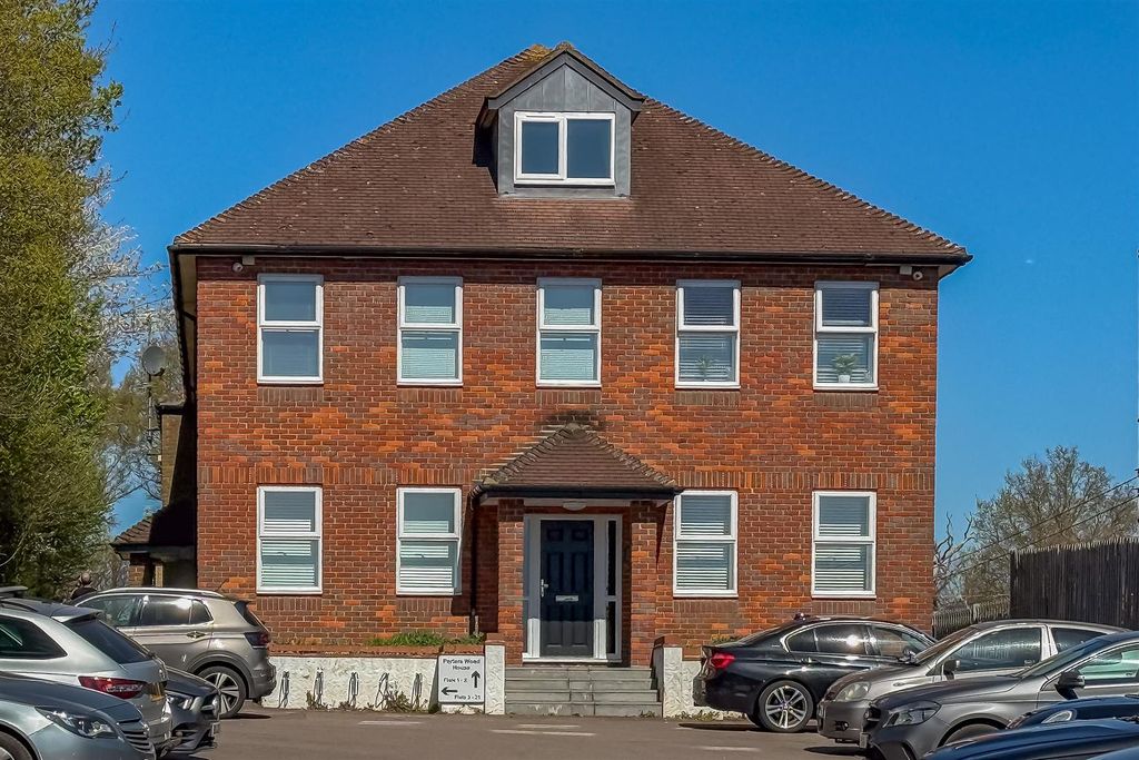 Property photo 1 of 14 5Porterswoodhouse-4.Jpg