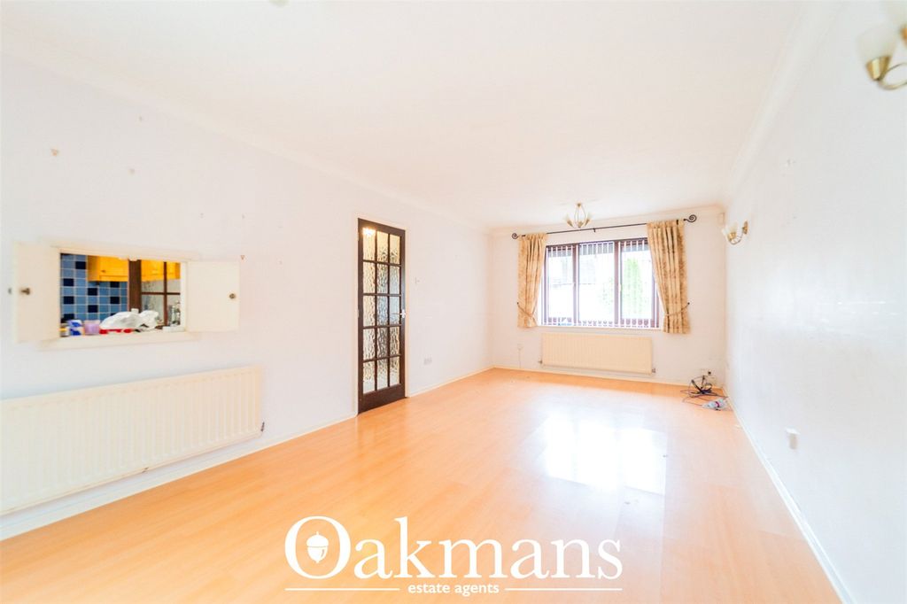 Property photo 3 of 21 Picture No. 02