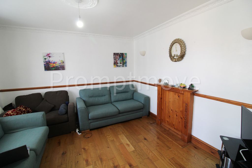 Property photo 2 of 10 Na