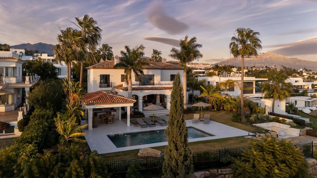 Property photo 2 of 72