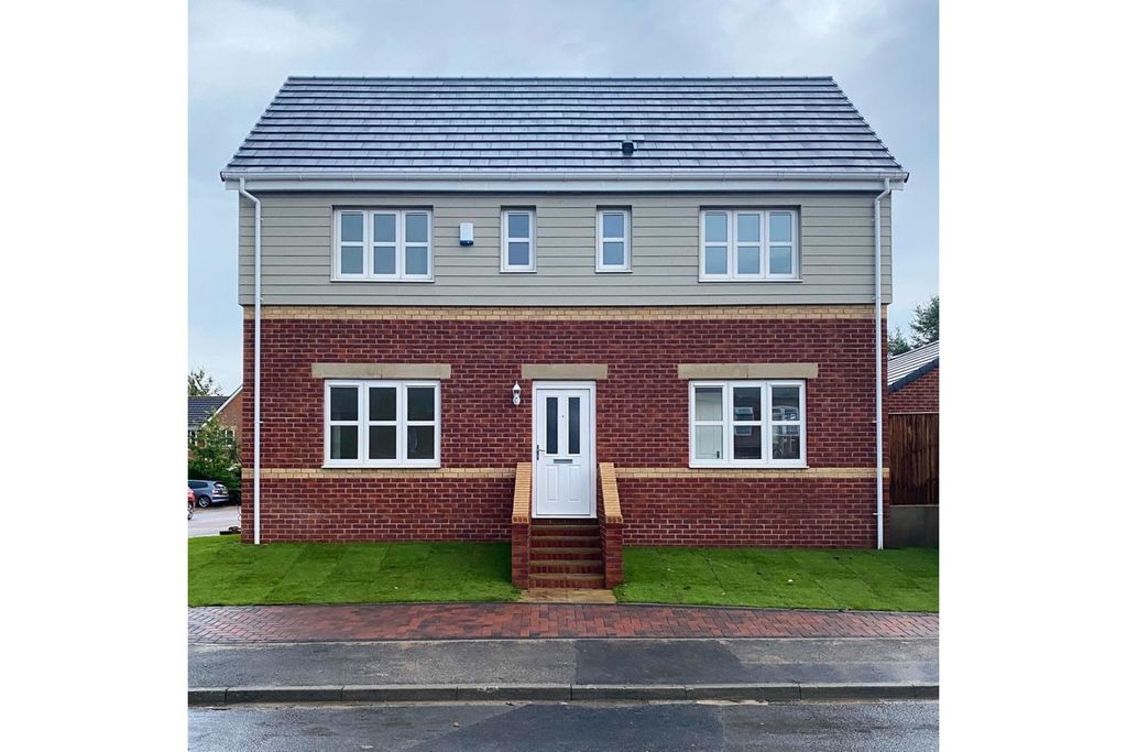 Property photo 1 of 13