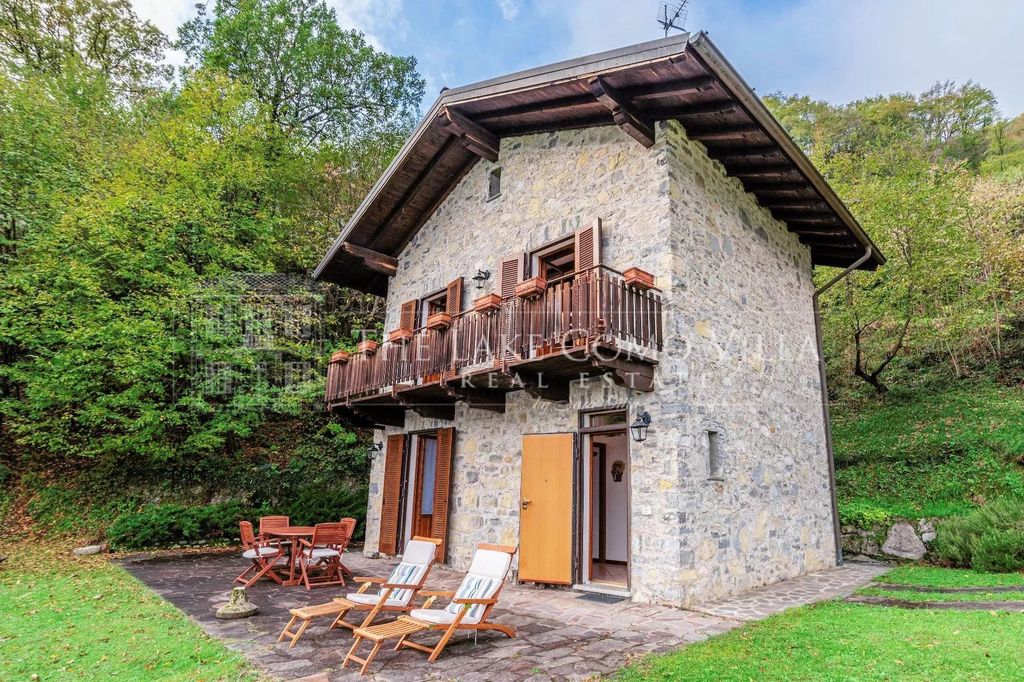 Property photo 2 of 44