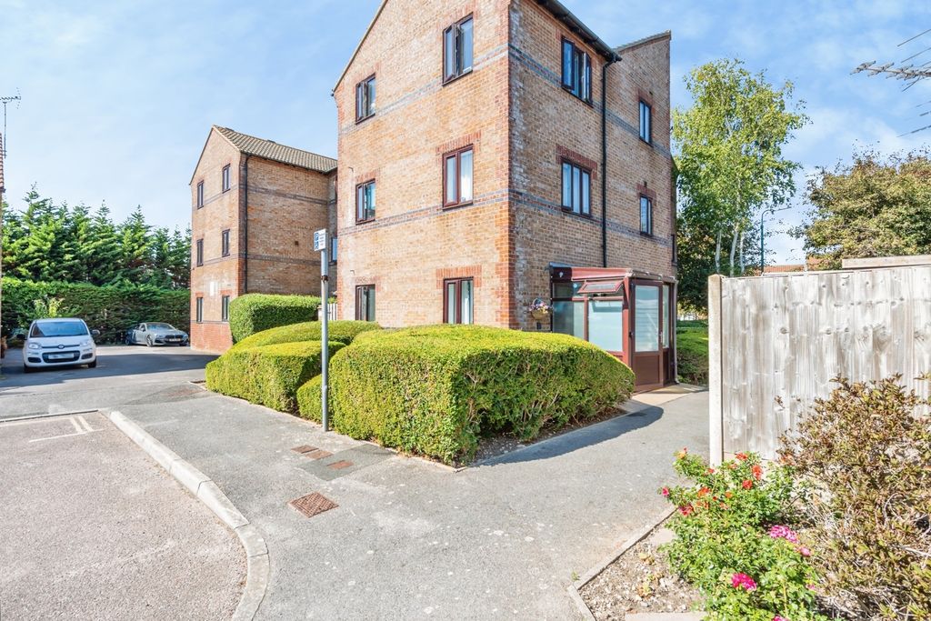 Property photo 2 of 11 Pbox-Img.Jpg