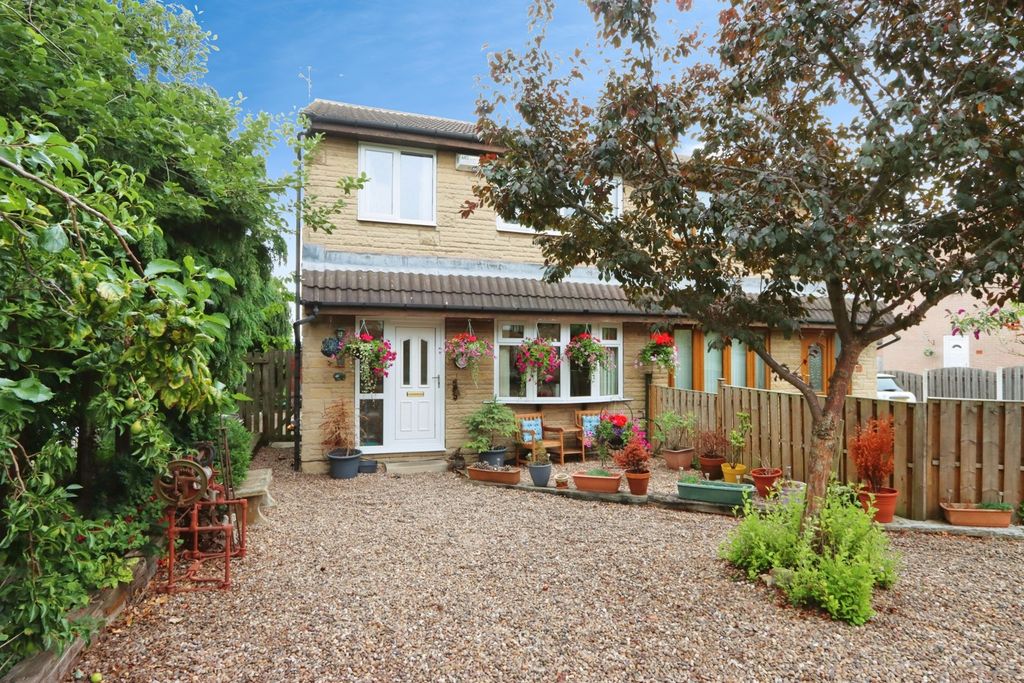 Property photo 1 of 17 Photo