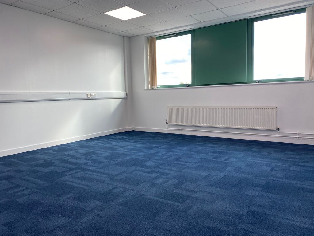 Property photo 2 of 4 Office (Unit 73) To Let