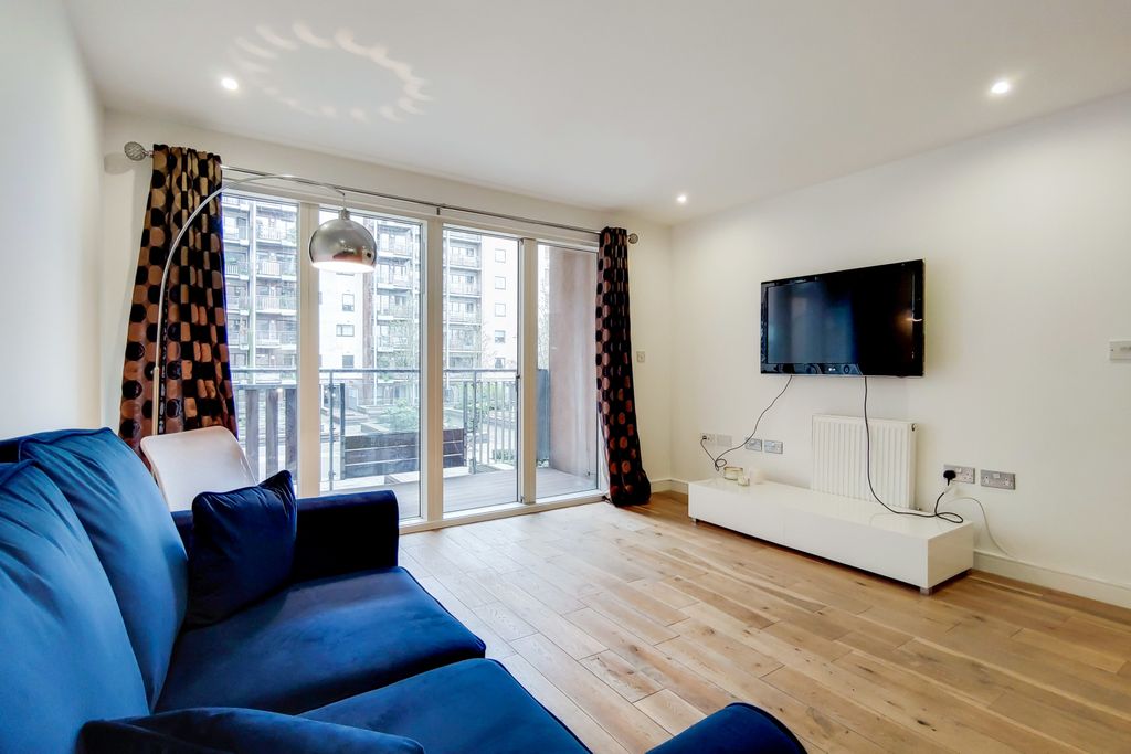 Property photo 3 of 13