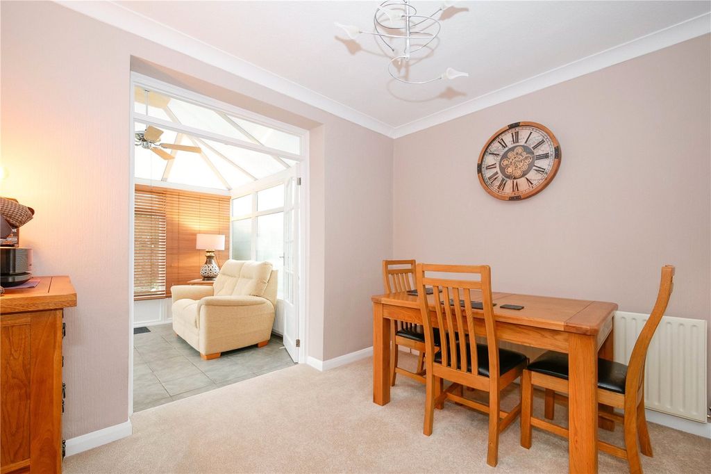 Property photo 3 of 21 Picture No. 04