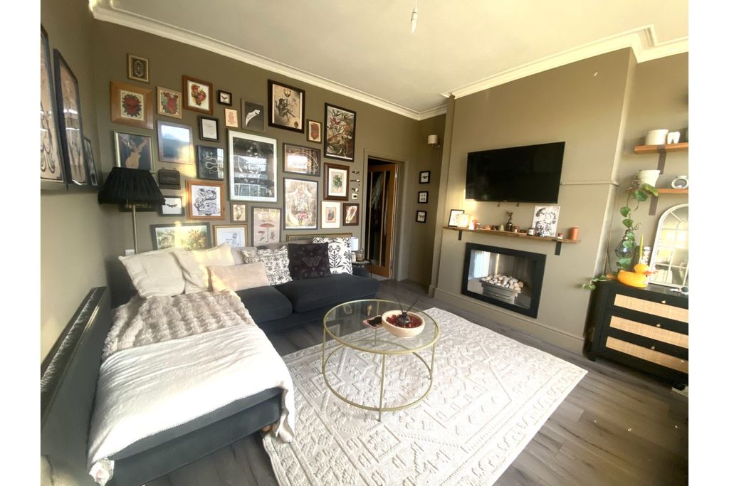 Property photo 2 of 15 Living Room