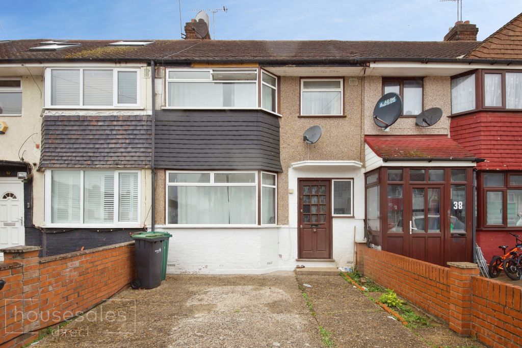 Property photo 1 of 11