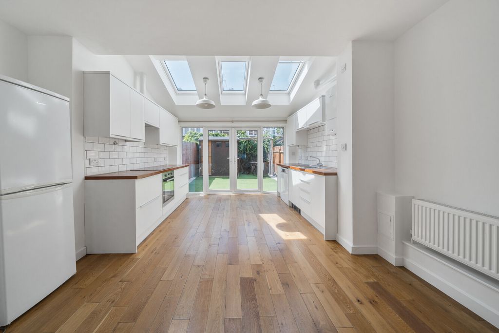 Property photo 2 of 9 1-6A7079978B368-1...