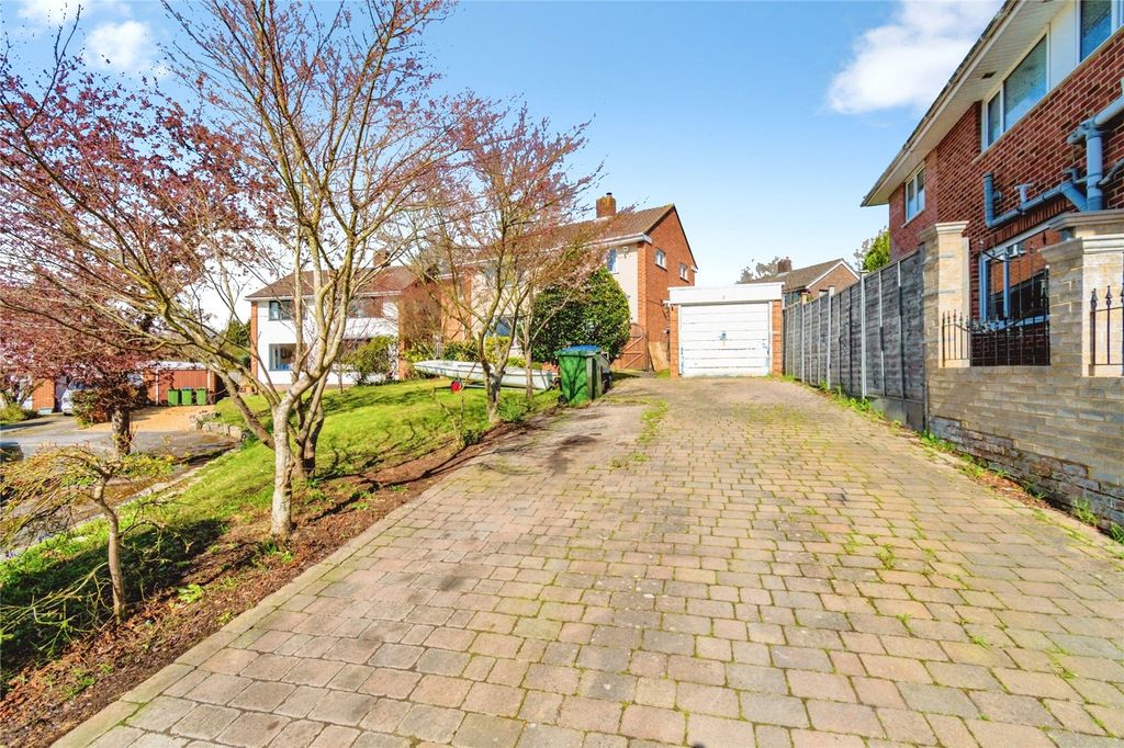 Property photo 2 of 24 Picture No. 26