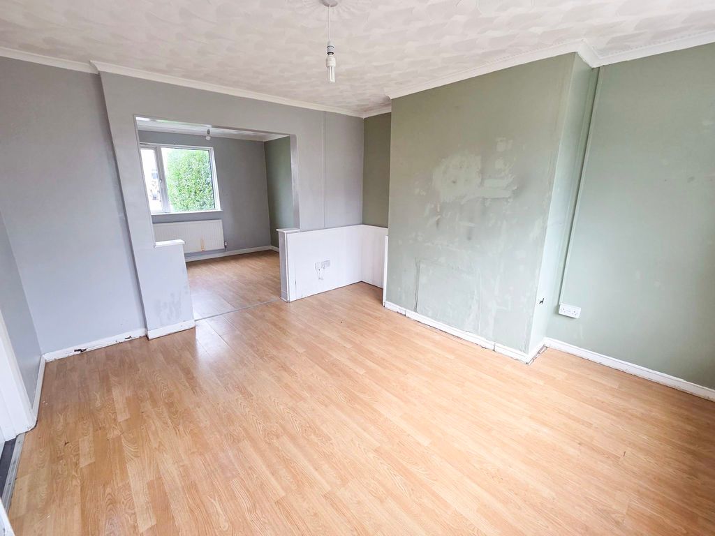 Property photo 2 of 29 Photo 24