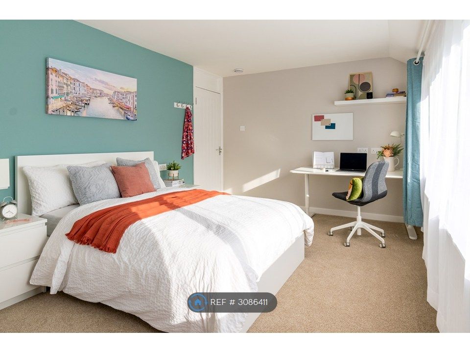 Property photo 2 of 9