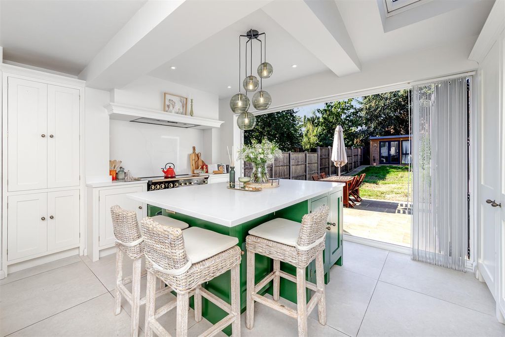 Property photo 3 of 23 53Follyave-15.Jpg