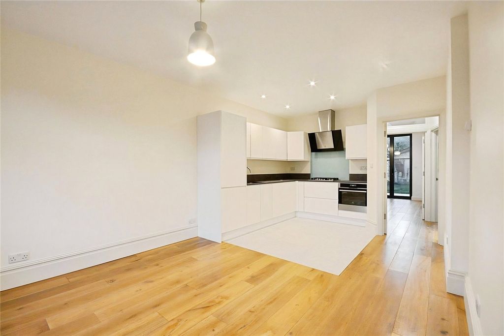 Property photo 2 of 8 Picture No. 02