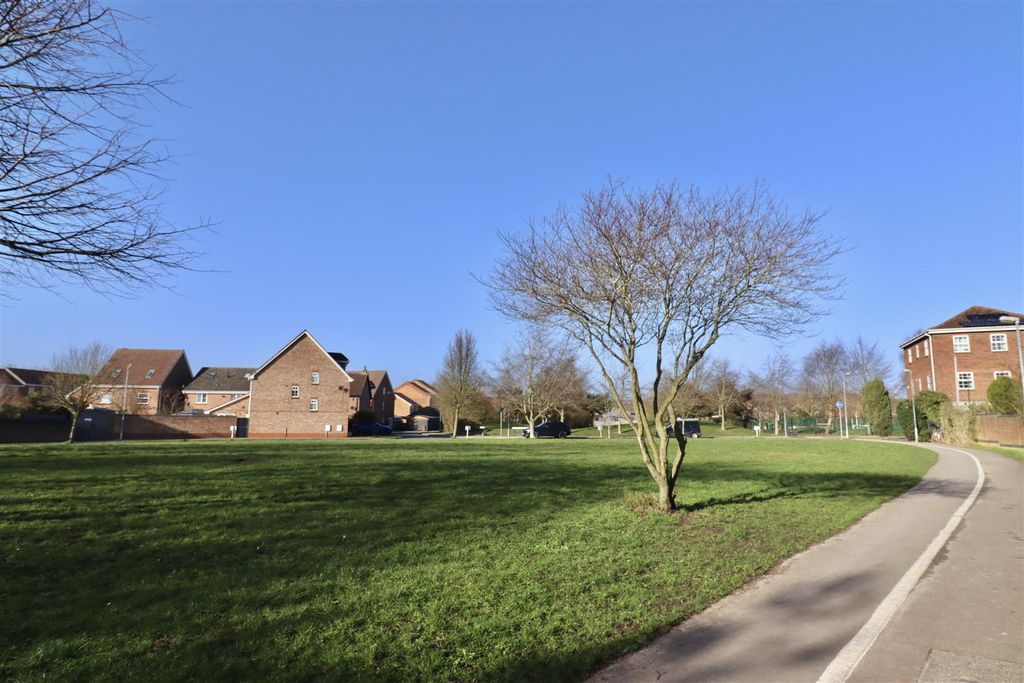 Property photo 2 of 14 Img_7146.Jpg