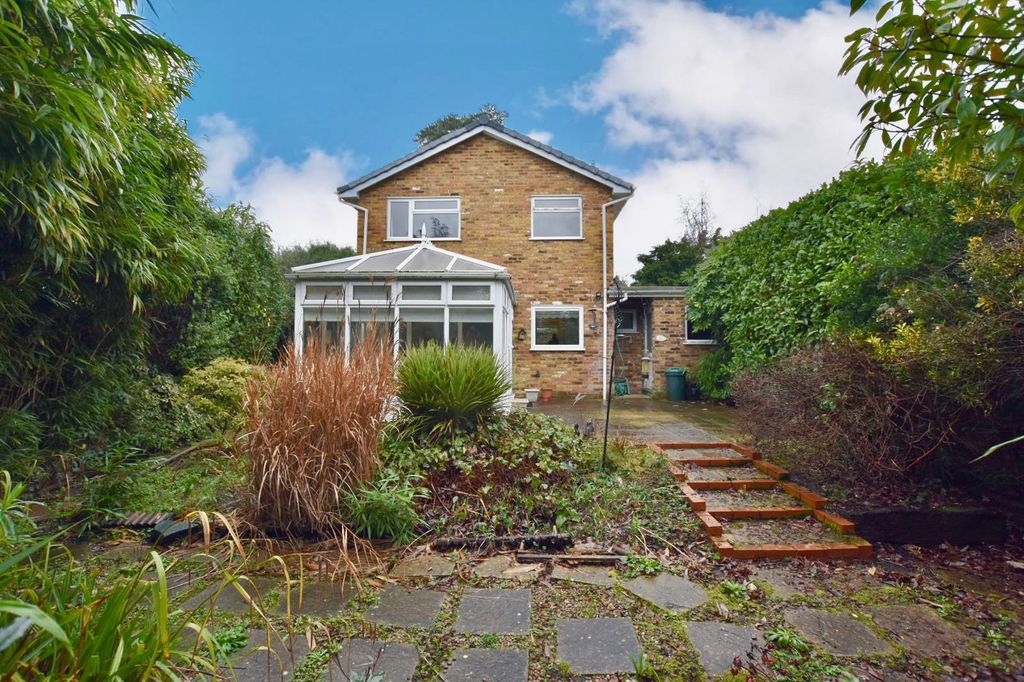 Property photo 2 of 19