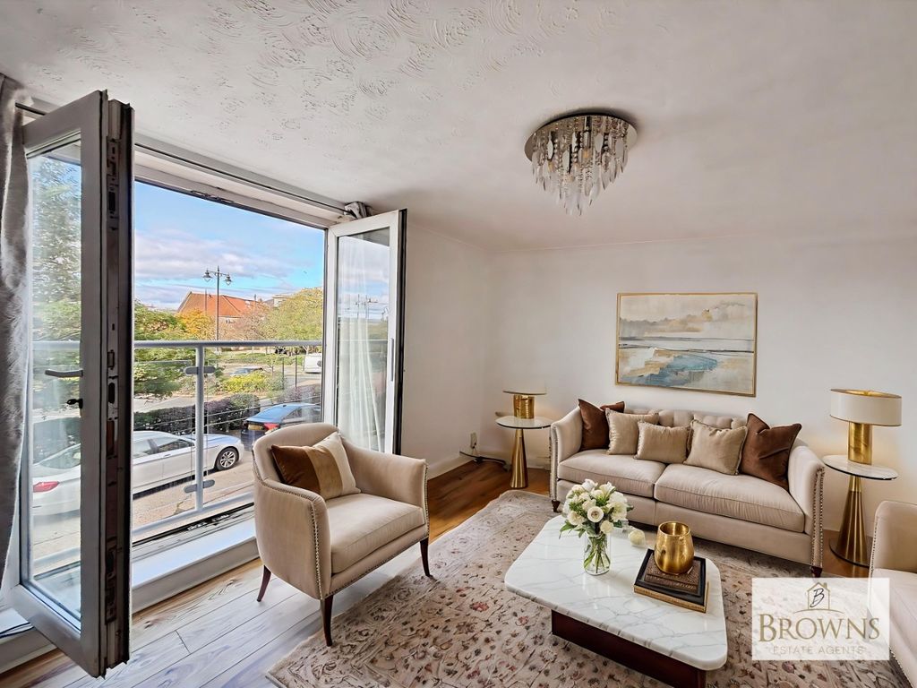 Property photo 1 of 20 4592281