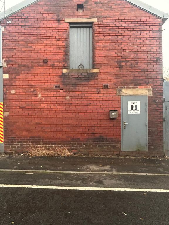 Property photo 1 of 6 1