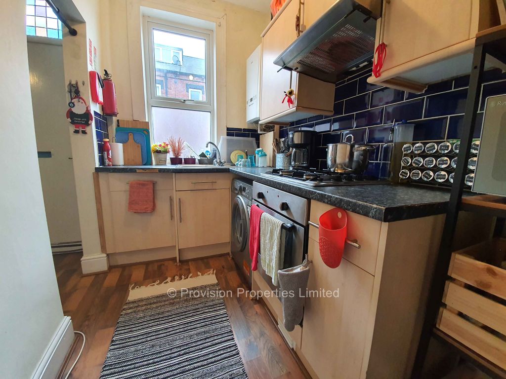 Property photo 3 of 9 Photo