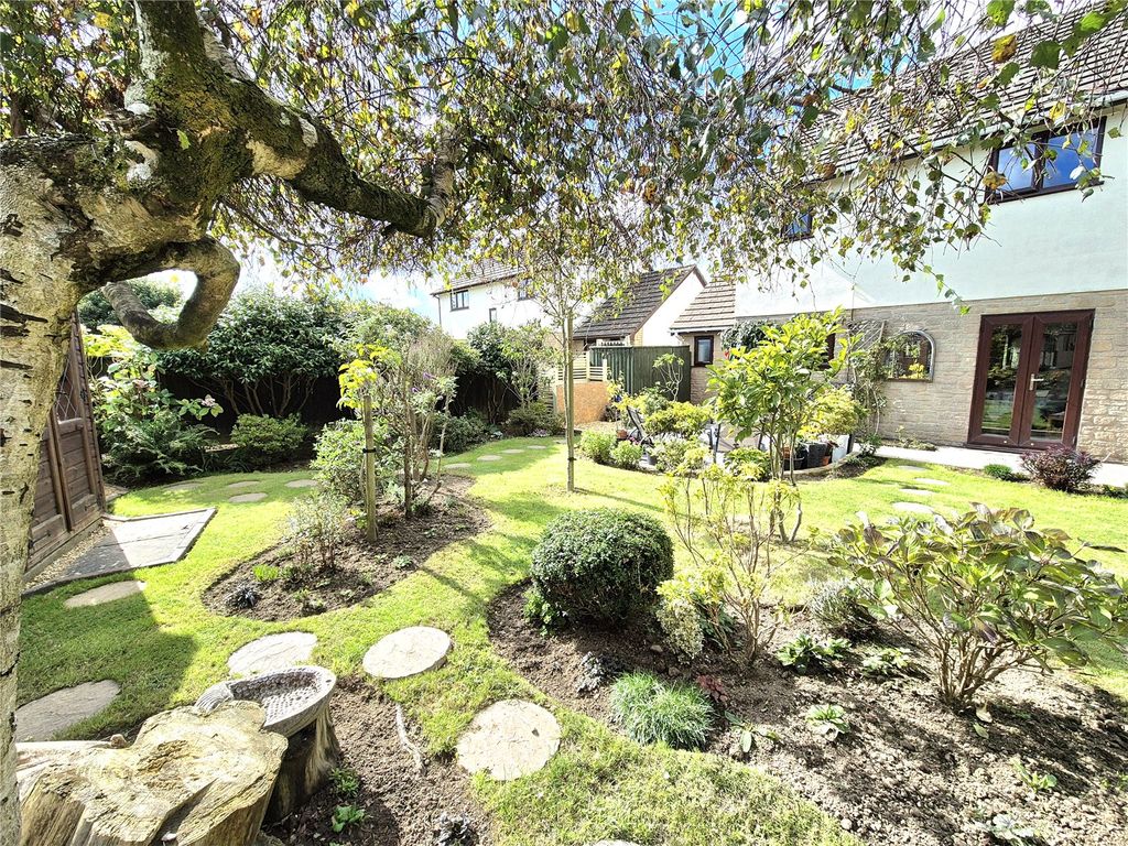 Property photo 1 of 26 Picture No. 34