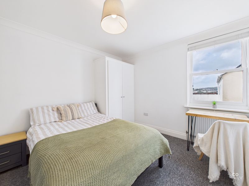 Property photo 3 of 10 Photo 10