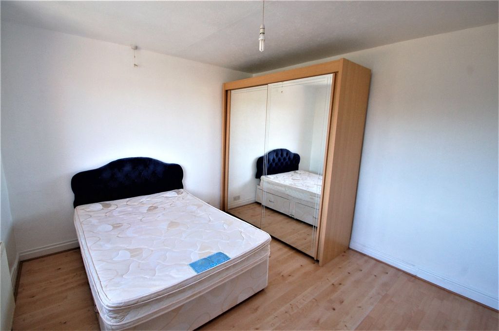 Property photo 3 of 10 Picture No. 09