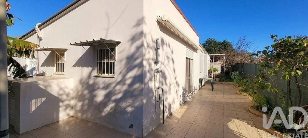 Property photo 2 of 25