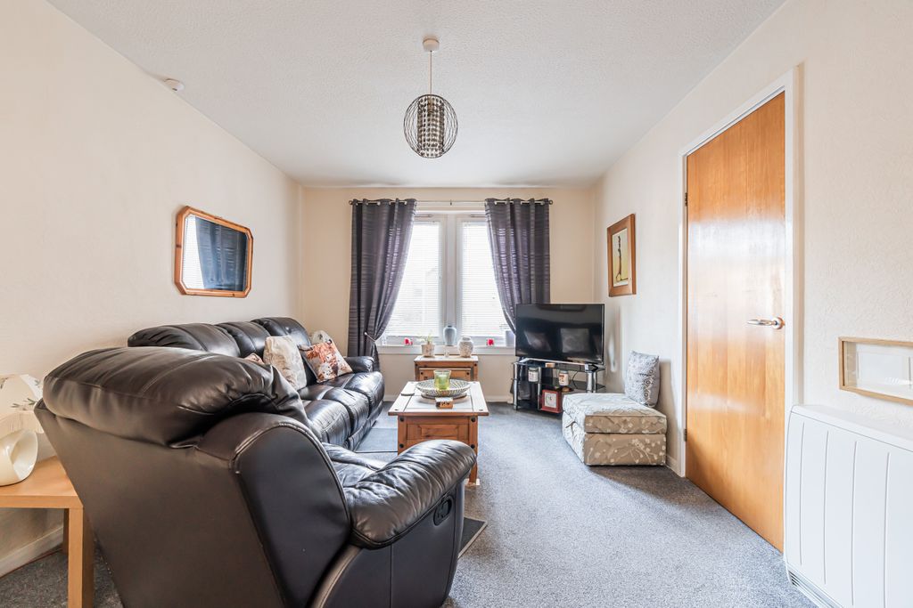 Property photo 2 of 17 Property Image 2